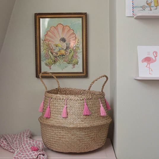 Natural Seagrass Baskets with Pink Tassels