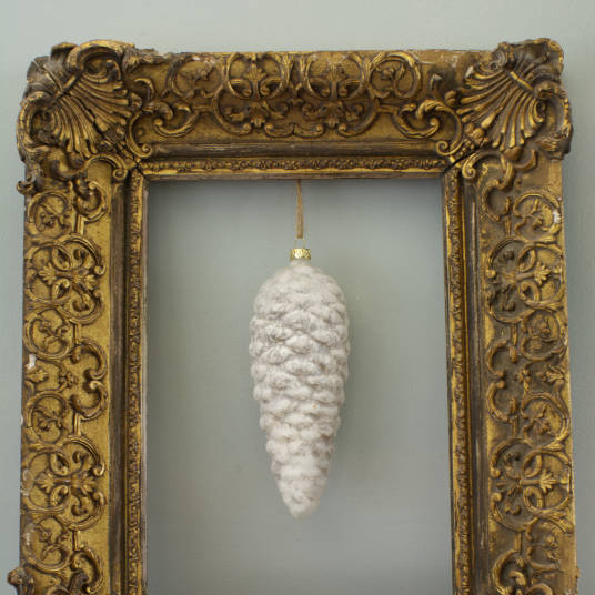 Pinecone Baubles - White